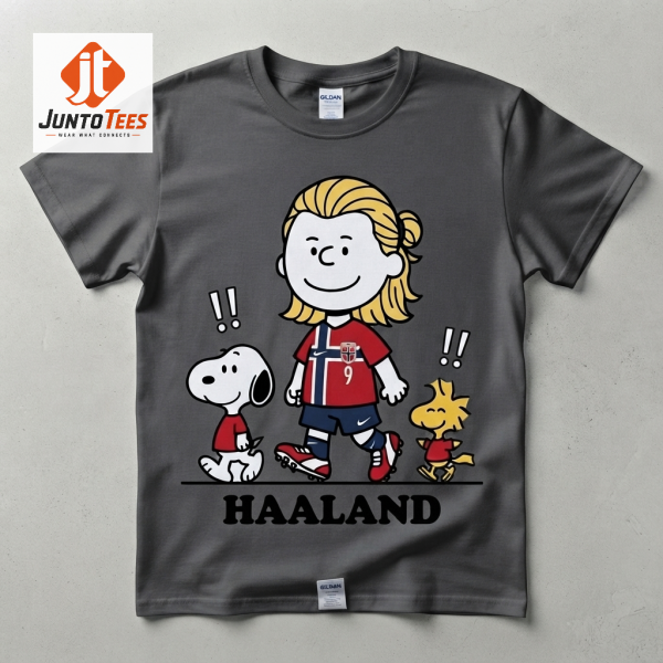 Haaland Snoopy and Woodstock Peanuts Style Norway 2026 T-Shirt 2 A close-up view showing the flat-printed texture of the Haaland graphic.